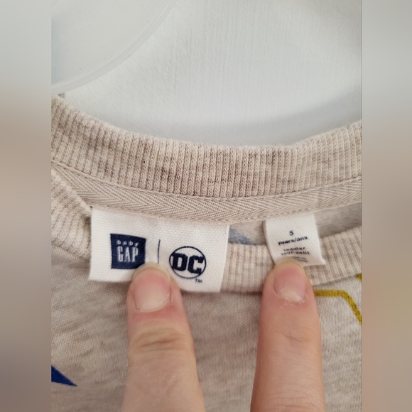 GAP Wonder Woman Girls Sweatshirt Dress SZ 5 - Picture 2 of 5